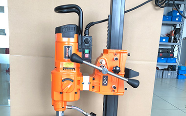 磁力鉆選用鋼板鉆頭和麻花鉆頭到底有哪些好處？